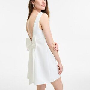 ⭐ Seni & Cade Juniors' Low-Back Bow-Detail Shift Dress – White – XL – NWT